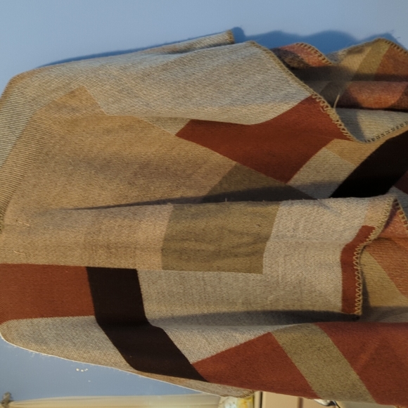 LOFT Wrap - Picture 2 of 2